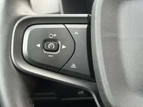 Volvo XC40 thumbnail 22