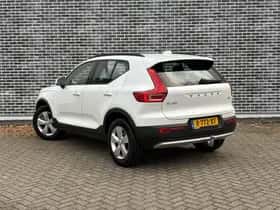 Volvo XC40 thumbnail 7