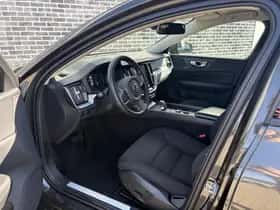 Volvo V60 thumbnail 2