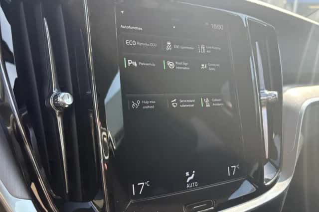 Volvo V60 (2022) thumbnail 14