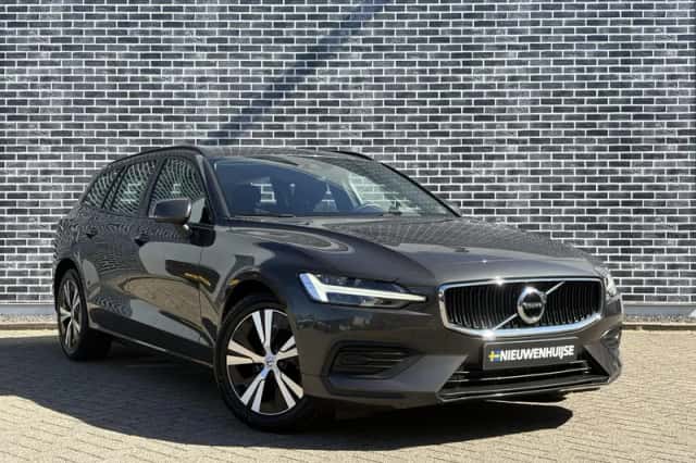 Volvo V60 (2022) thumbnail 4