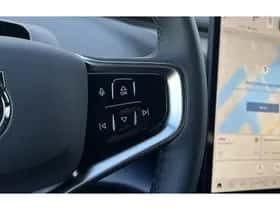Volvo EX30 thumbnail 9
