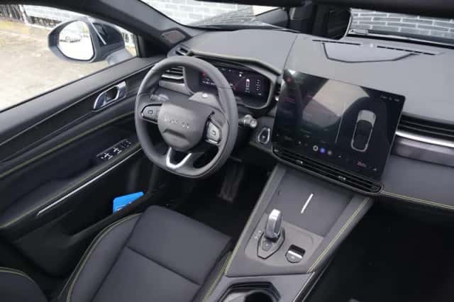 Lynk & Co 01 (2025) thumbnail 26