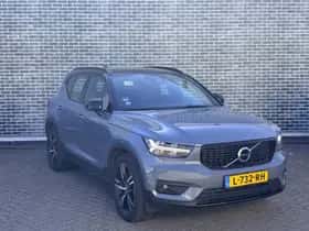 Volvo XC40 thumbnail 4