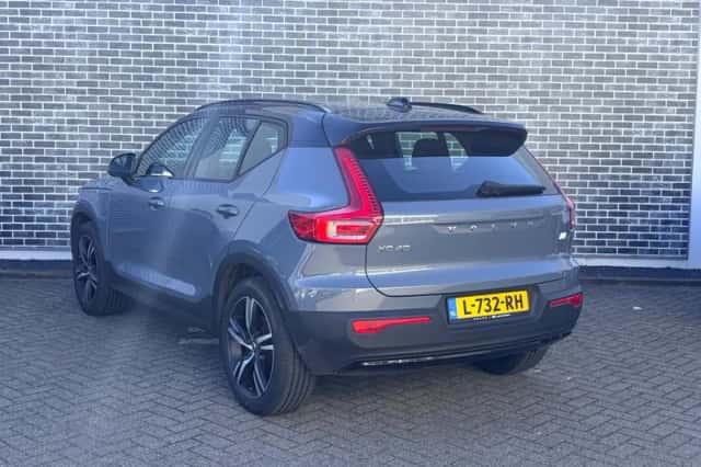 Volvo XC40 (2021) thumbnail 5