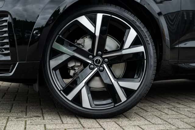 Volvo XC60 (2026) thumbnail 38