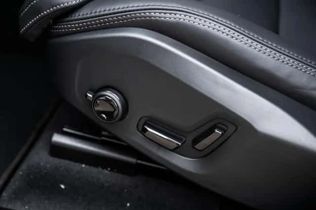 Volvo XC60 (2026) thumbnail 8