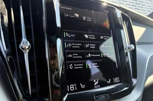 Volvo XC60 (2021) thumbnail 19