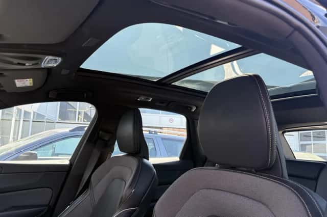 Volvo XC60 (2021) thumbnail 29