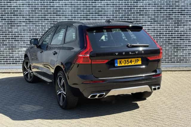 Volvo XC60 (2021) thumbnail 5