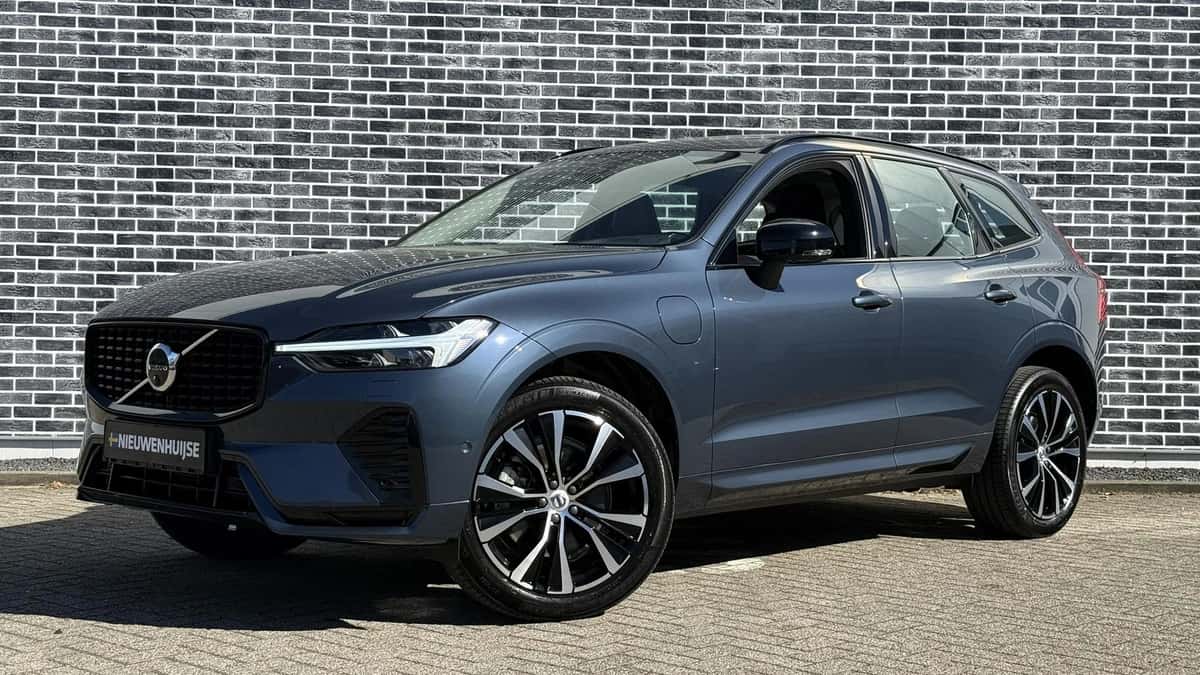 Volvo XC60 — foto 1
