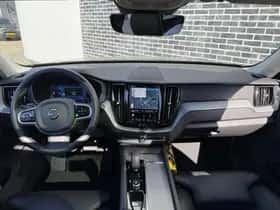 Volvo XC60 thumbnail 3