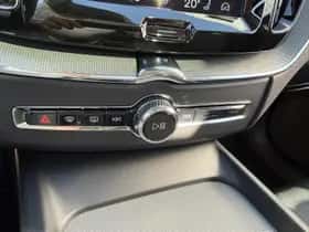 Volvo XC60 thumbnail 23