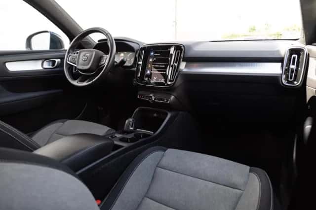 Volvo XC40 (2021) thumbnail 6