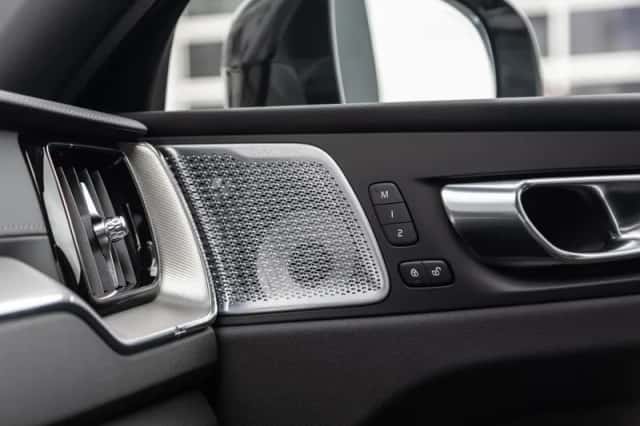 Volvo XC60 (2026) thumbnail 25