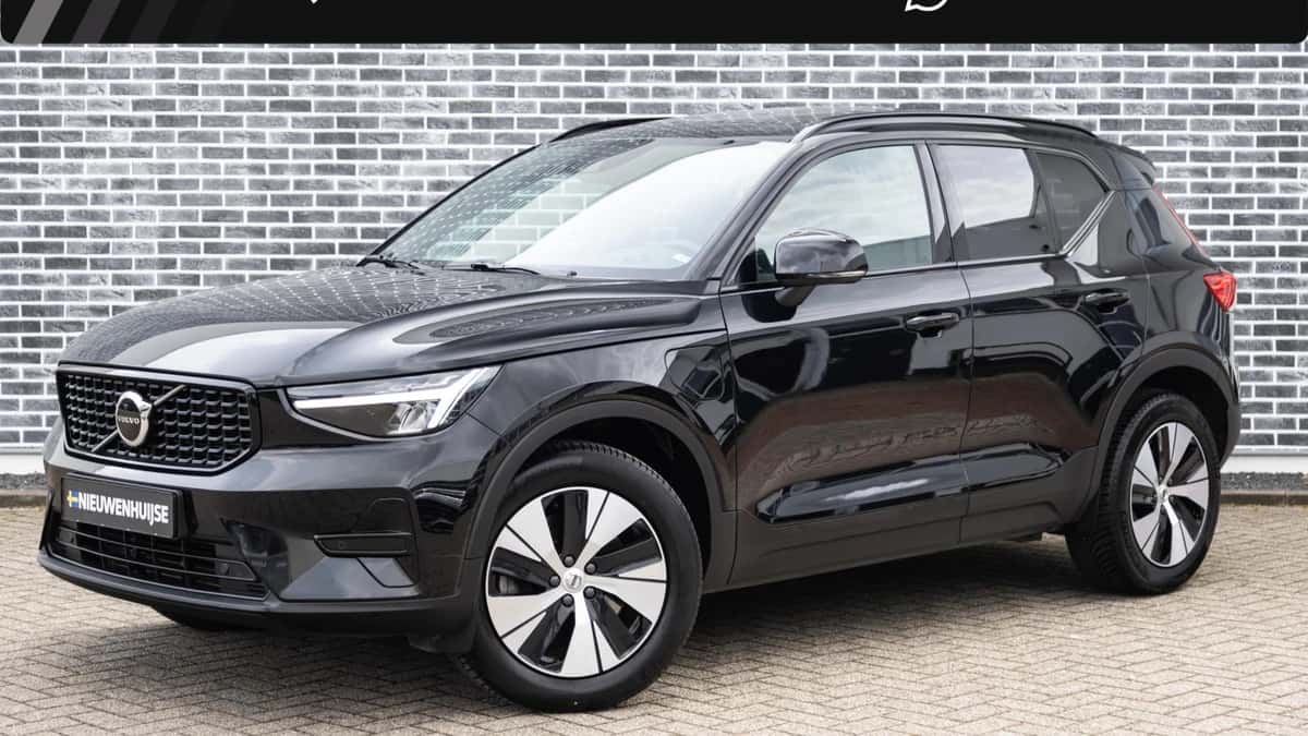 Volvo XC40 — foto 1