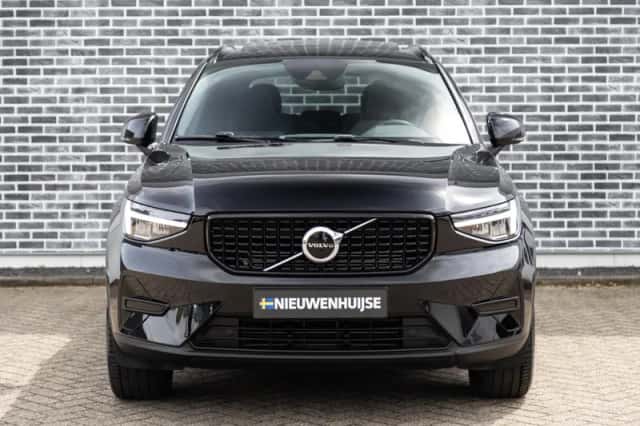 Volvo XC40 (2023) thumbnail 11