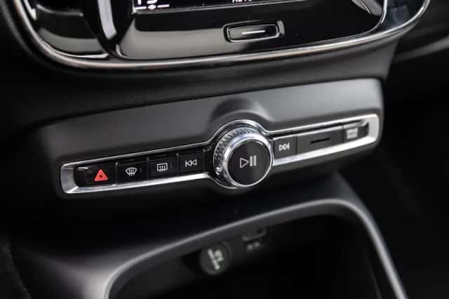 Volvo XC40 (2023) thumbnail 18
