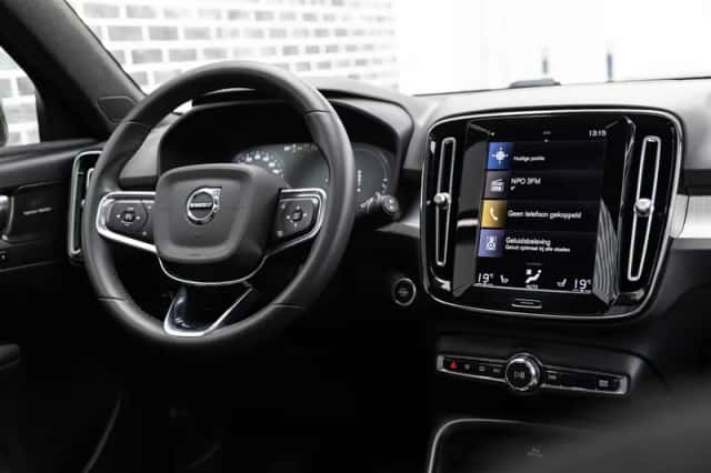 Volvo XC40 (2023) thumbnail 22