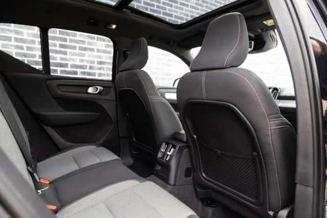 Volvo XC40 (2023) thumbnail 26