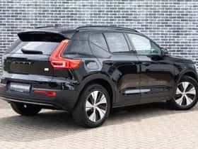 Volvo XC40 thumbnail 4