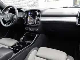 Volvo XC40 thumbnail 5