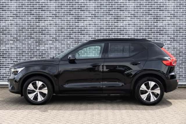 Volvo XC40 (2023) thumbnail 8