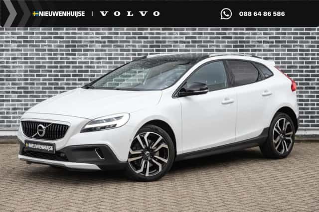 Volvo V40 (2019) thumbnail 1