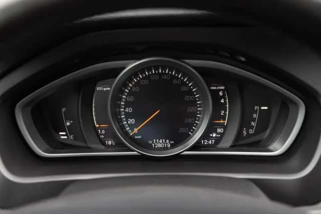 Volvo V40 (2019) thumbnail 13
