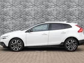 Volvo V40 (2019) thumbnail 17