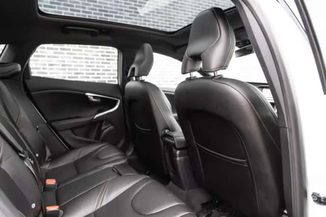 Volvo V40 (2019) thumbnail 21