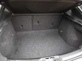 Volvo V40 (2019) thumbnail 23
