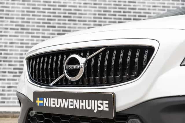 Volvo V40 (2019) thumbnail 31