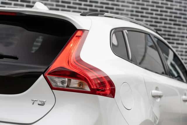 Volvo V40 (2019) thumbnail 33