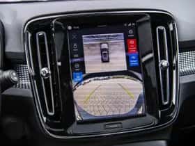 Volvo EX40 thumbnail 13