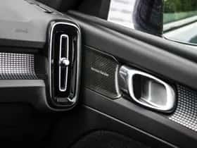 Volvo EX40 thumbnail 9