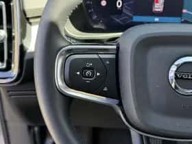 Volvo XC40 thumbnail 11