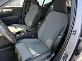 Volvo XC40 thumbnail 8