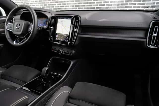Volvo C40 (2022) thumbnail 18