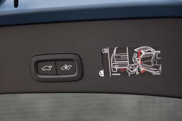 Volvo C40 (2022) thumbnail 36
