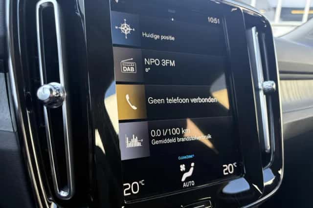 Volvo XC40 (2021) thumbnail 14