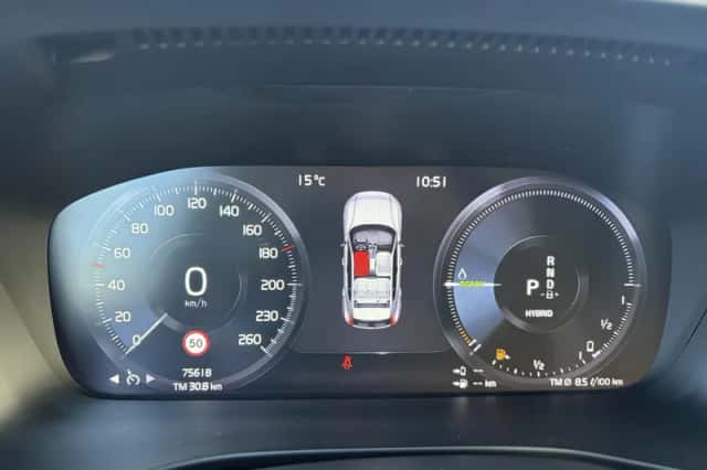 Volvo XC40 (2021) thumbnail 15