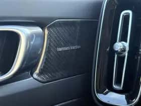 Volvo XC40 thumbnail 15