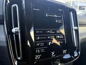 Volvo XC40 thumbnail 16