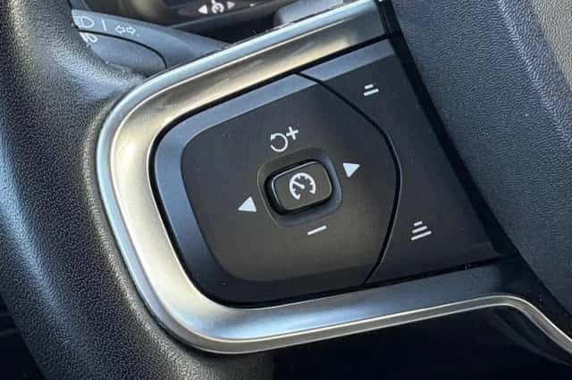 Volvo XC40 (2021) thumbnail 28