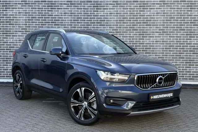 Volvo XC40 (2021) thumbnail 4