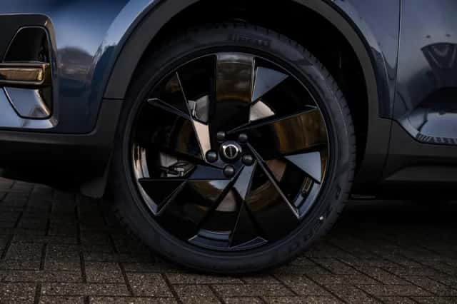 Volvo EX40 (2026) thumbnail 11