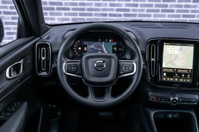 Volvo EX40 (2026) thumbnail 15