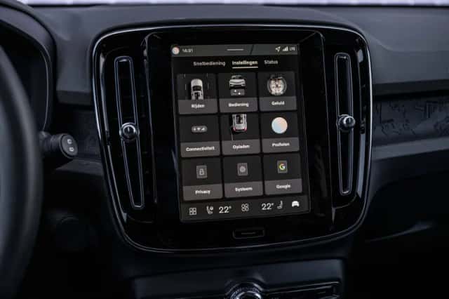 Volvo EX40 (2026) thumbnail 24