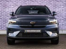 Volvo EX40 thumbnail 4
